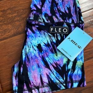COPY - Fleo Power High Rise Short Small NWT